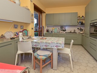 Appartamento in Vendita a Torino, 550'000&euro;, 188 m²