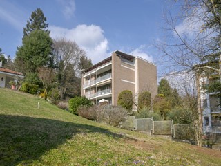Appartamento in Vendita a Pino Torinese, 295'000&euro;, 190 m², con Box