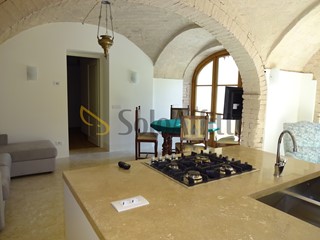 Trilocale in Affitto a Siena, zona Cappuccini, 1'050&euro;, 110 m², arredato, con Box