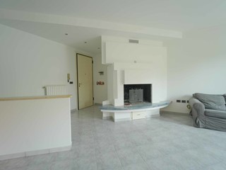 Appartamento in Vendita a Santarcangelo di Romagna, 285'000&euro;, 126 m², con Box