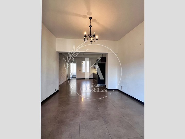 Appartamento in Vendita a Savona, zona Centro cittÃ, 349'000&euro;, 192 m²