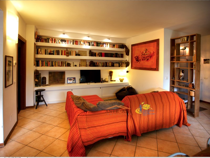 Quadrilocale in Vendita a Parma, zona Parma Frazioni - Delegazioni, 249'000&euro;, 90 m²