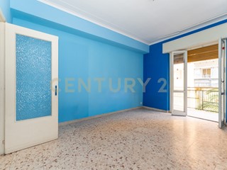 Trilocale in Vendita a Catania, 135'000&euro;, 114 m²