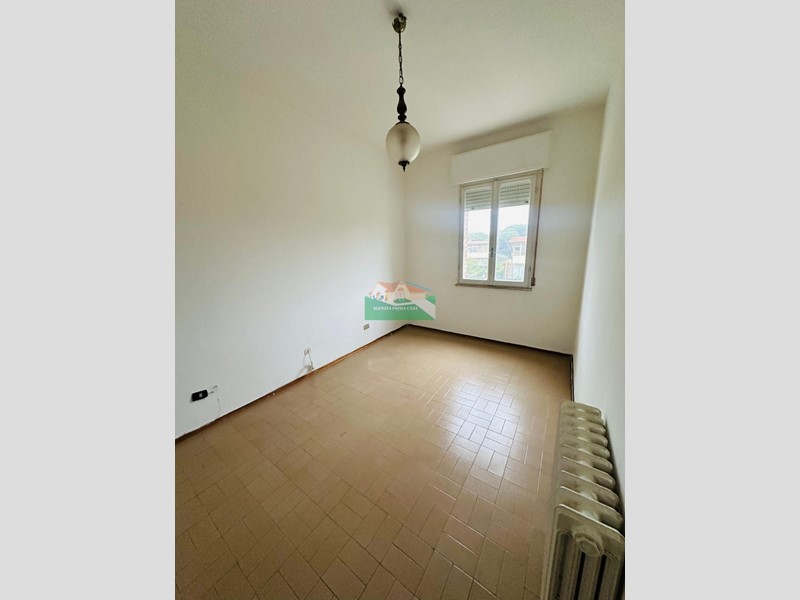 Trilocale in Vendita a Ravenna, 130'000&euro;, 75 m²