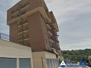 Quadrilocale in Vendita a Viterbo, 90'631&euro;, 90 m²