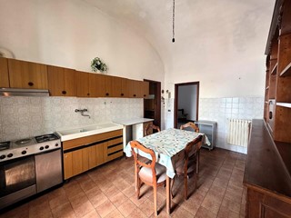 Quadrilocale in Vendita a Fucecchio, 100'000&euro;, 100 m²