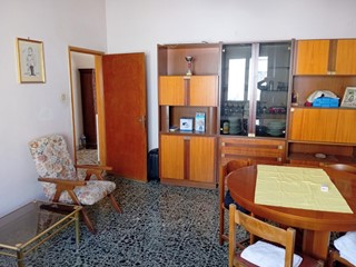 Trilocale in Vendita a Poggibonsi, 120'000&euro;, 75 m²