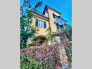 Bilocale in Vendita a Massa, zona Turano, 150'000&euro;, 50 m², arredato