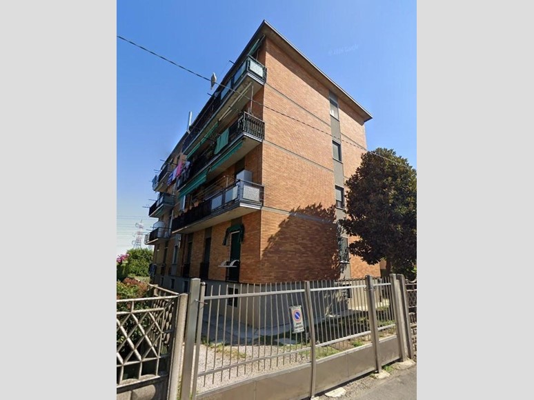 Quadrilocale in Vendita a Rho, 90'000&euro;, 80 m²