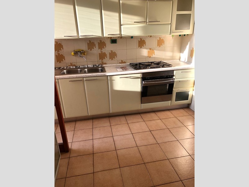 Quadrilocale in Affitto a Pisa, 900&euro;, 90 m², arredato