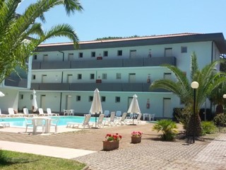 Bilocale in Vendita a Grosseto, zona Principina a Mare, 72'000&euro;, 50 m², arredato