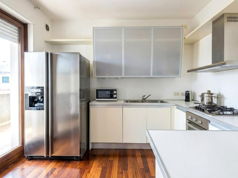 Trilocale in Vendita a Lecce, 270'000&euro;, 126 m², arredato, con Box