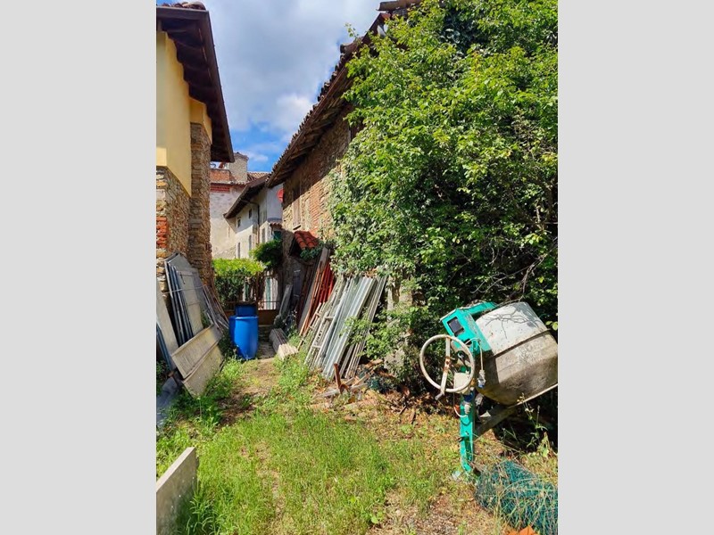 Quadrilocale in Vendita a Lerma, 14'755&euro;, 80 m²