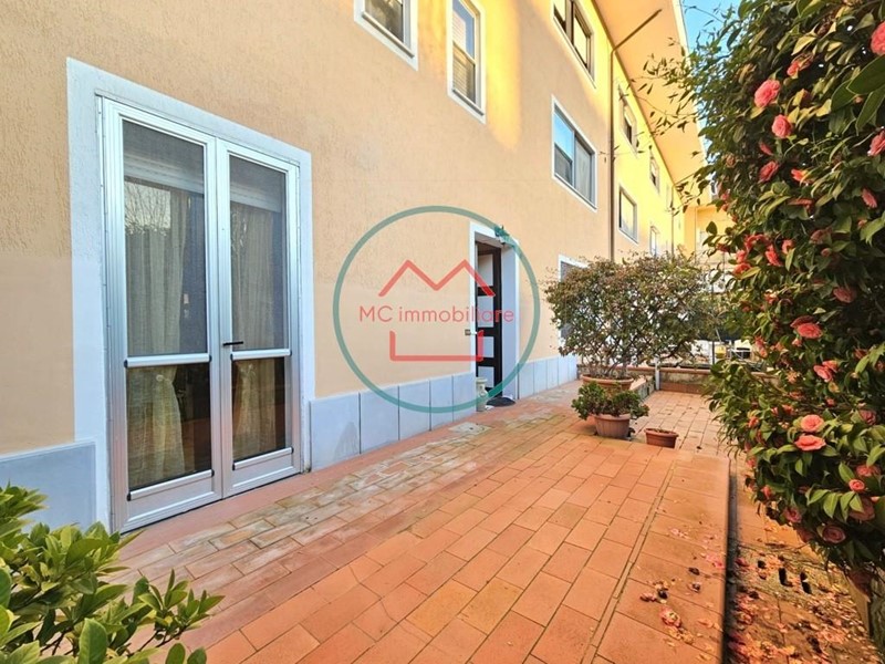 Appartamento in Vendita a Massa e Cozzile, zona Margine Coperta, 210'000&euro;, 150 m², arredato