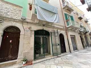 Bilocale in Vendita a Trani, 72'000&euro;, 56 m²
