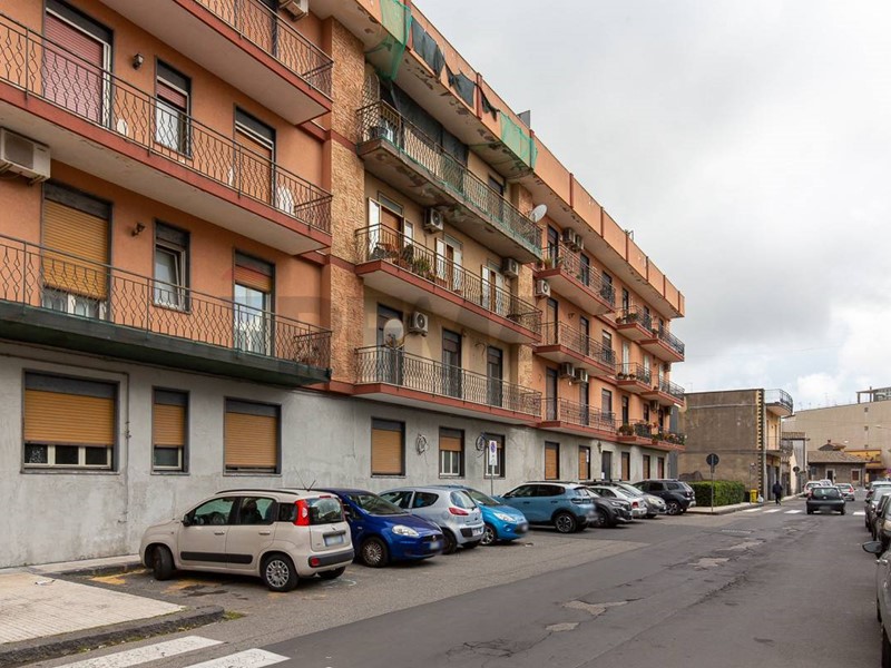 Appartamento in Vendita a San Gregorio di Catania, 192'000&euro;, 132 m²