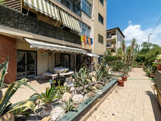 Appartamento in Vendita a Catania, 189'000&euro;, 141 m²