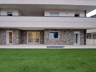 Quadrilocale in Vendita a Bologna, 484'000&euro;, 121 m²