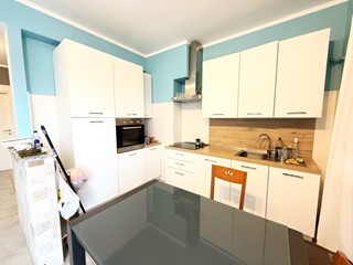 Appartamento in Vendita a Treviso, 140'000&euro;, 175 m²