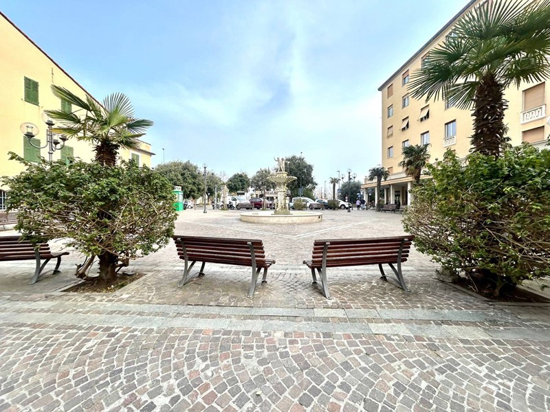 Appartamento in Vendita a Vado Ligure, 170'000&euro;, 79 m²