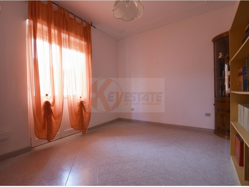 Trilocale in Vendita a Sassari, 69'000&euro;, 77 m²