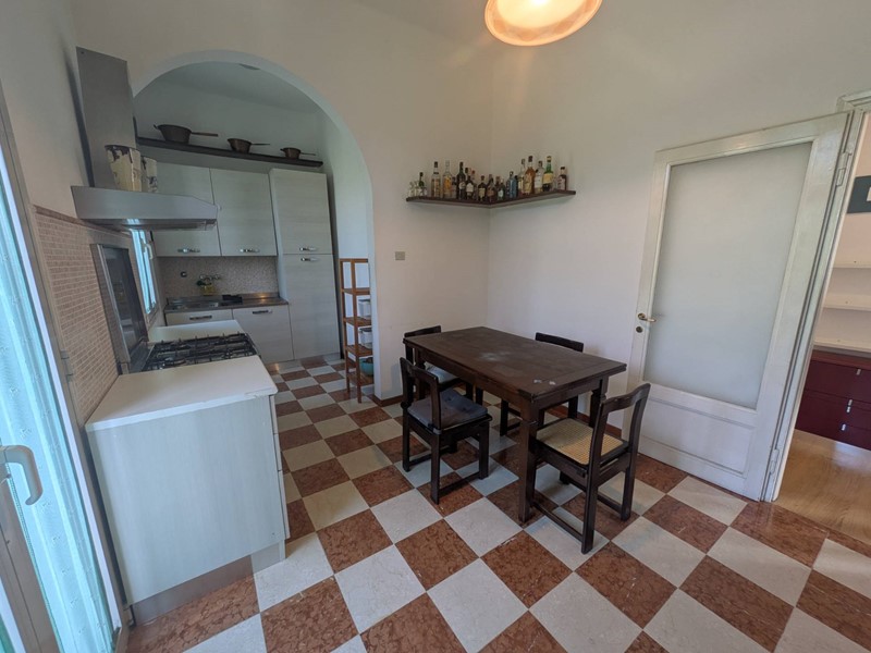 Appartamento in Affitto a Verona, 1'100&euro;, 110 m²