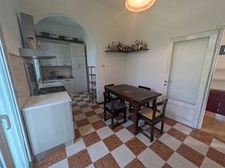 Appartamento in Affitto a Verona, 1'100&euro;, 110 m²