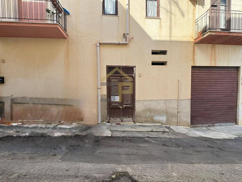 Bilocale in Vendita a Castellammare del Golfo, 35'000&euro;, 36 m²