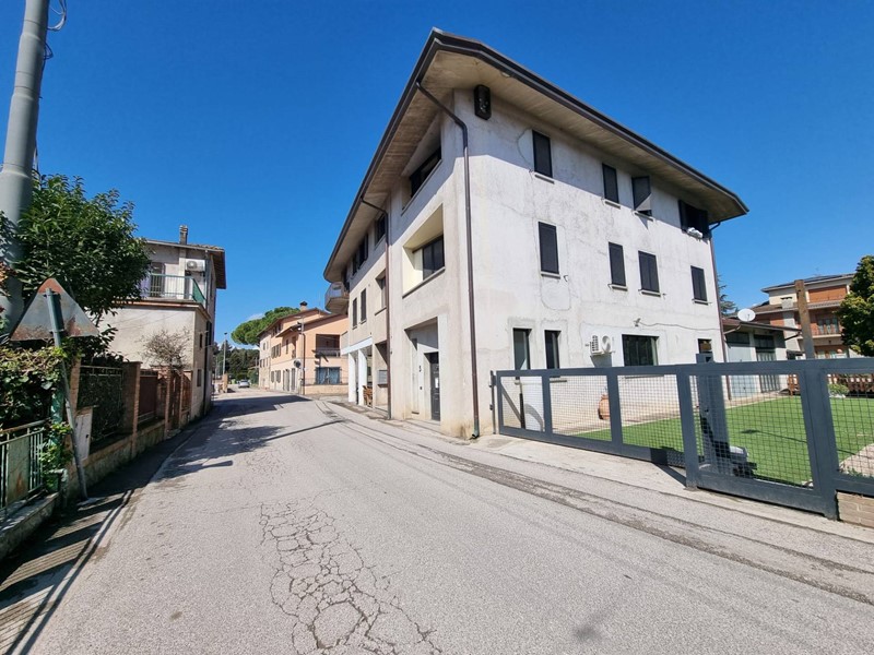 Bilocale in Vendita a Deruta, 59'000&euro;, 83 m²