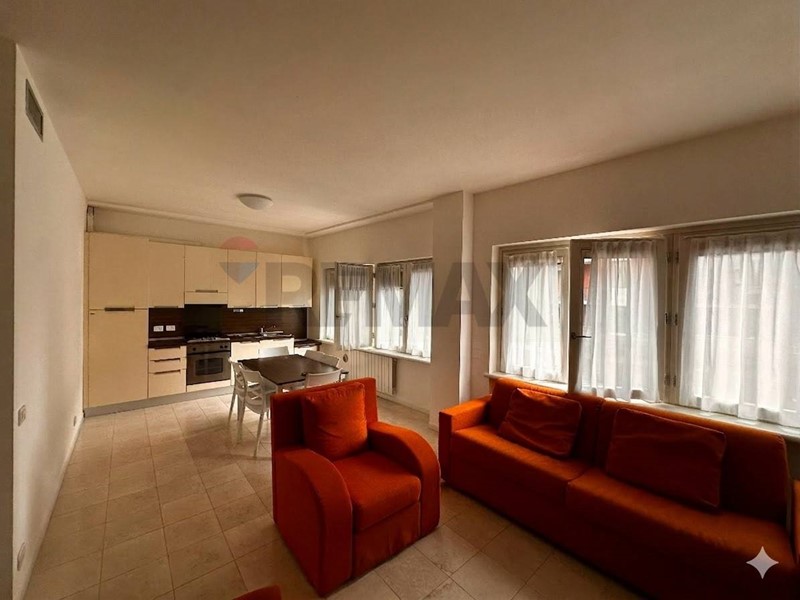 Bilocale in Affitto a Bergamo, 1'000&euro;, 75 m²