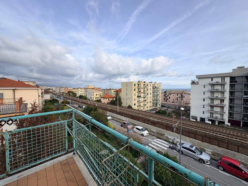 Trilocale in Vendita a Savona, 130'000&euro;, 70 m²