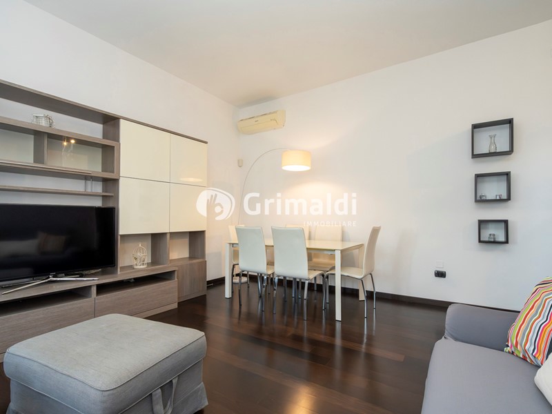 Trilocale in Vendita a Monza, 230'000&euro;, 88 m²
