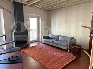 Bilocale in Affitto a Milano, 1'700&euro;, 78 m², arredato