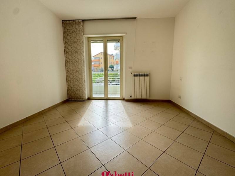 Trilocale in Vendita a San Salvo, 142'000&euro;, 75 m², con Box