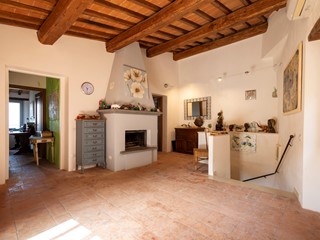 Trilocale in Vendita a Todi, 210'000&euro;, 85 m², arredato