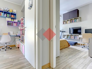 Trilocale in Vendita a Roma, 290'000&euro;, 90 m²
