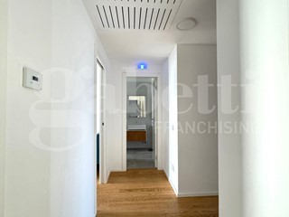 Quadrilocale in Vendita a Bari, 595'000&euro;, 120 m², arredato