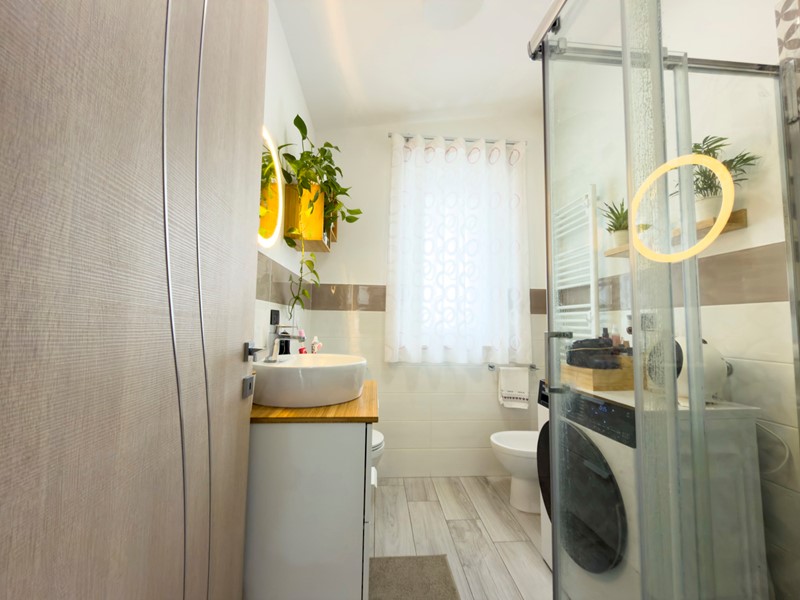 Quadrilocale in Vendita a Casapulla, 180'000&euro;, 115 m², con Box