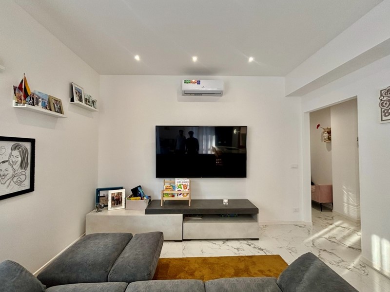 Appartamento in Vendita a Genova, zona Albaro, 398'000&euro;, 100 m²