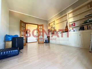 Quadrilocale in Vendita a La Spezia, zona Periferia Est, 165'000&euro;, 97 m²