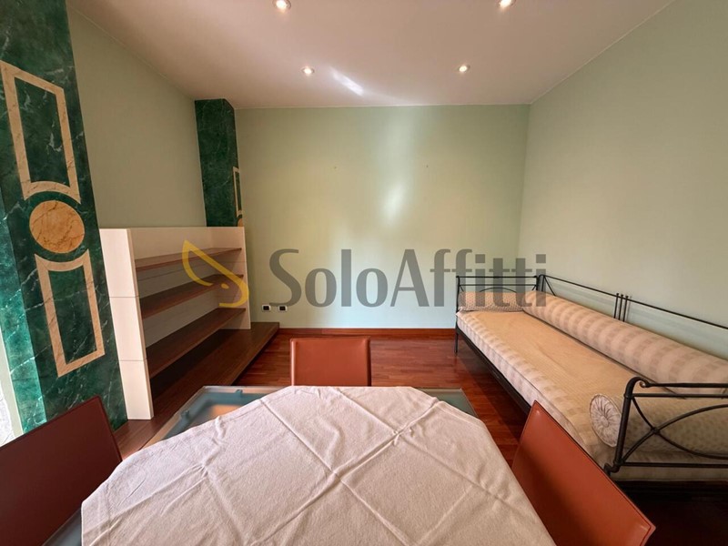 Quadrilocale in Affitto a Modena, 900&euro;, 80 m²