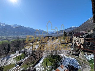 Appartamento in Vendita a Crevoladossola, 75'000&euro;, 100 m²