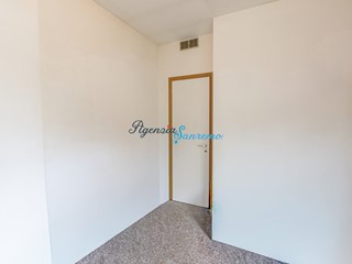 Bilocale in Vendita a Sanremo, 150'000&euro;, 42 m²
