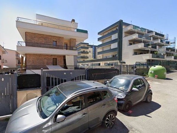 Appartamento in Vendita a Roma, zona FINOCCHIO, 75'750&euro;, 63 m²