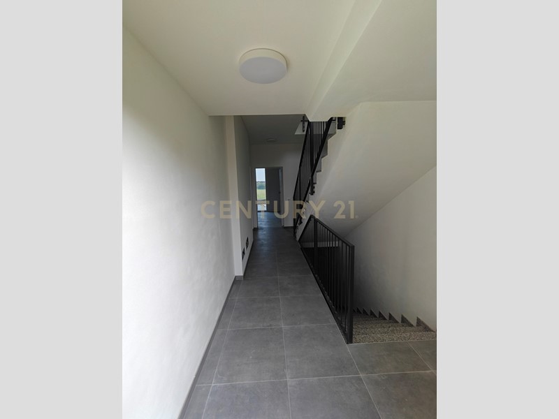 Trilocale in Vendita a Zevio, 285'000&euro;, 96 m², con Box