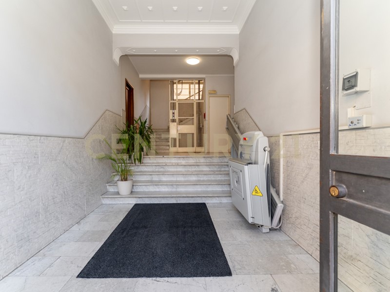 Appartamento in Vendita a Catania, 309'000&euro;, 151 m²