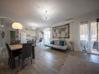 Appartamento in Vendita a Roma, 265'000&euro;, 97 m²