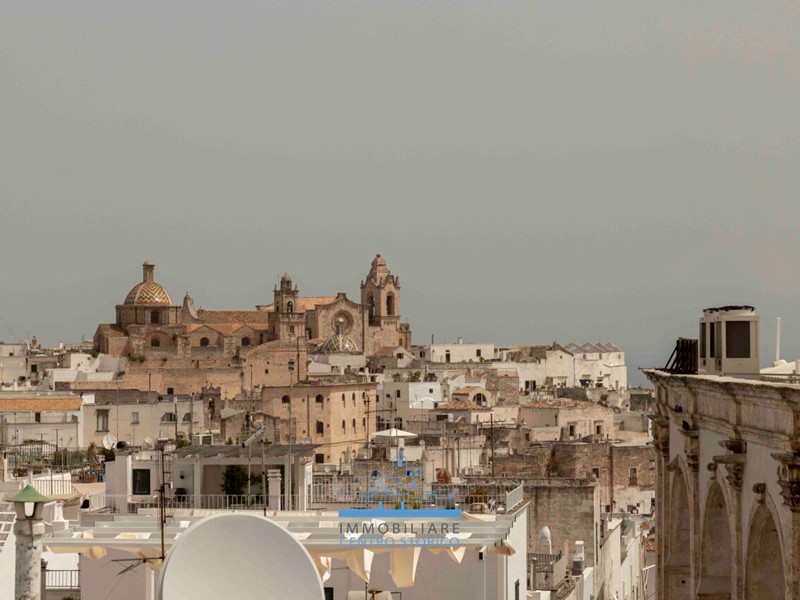 Appartamento in Vendita a Ostuni, 900'000&euro;, 220 m², arredato