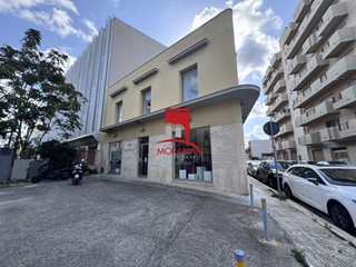 Appartamento in Vendita a Trapani, 280'000&euro;, 265 m²