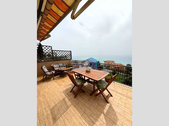 Bilocale in Vendita a Letojanni, 149'000&euro;, 75 m²